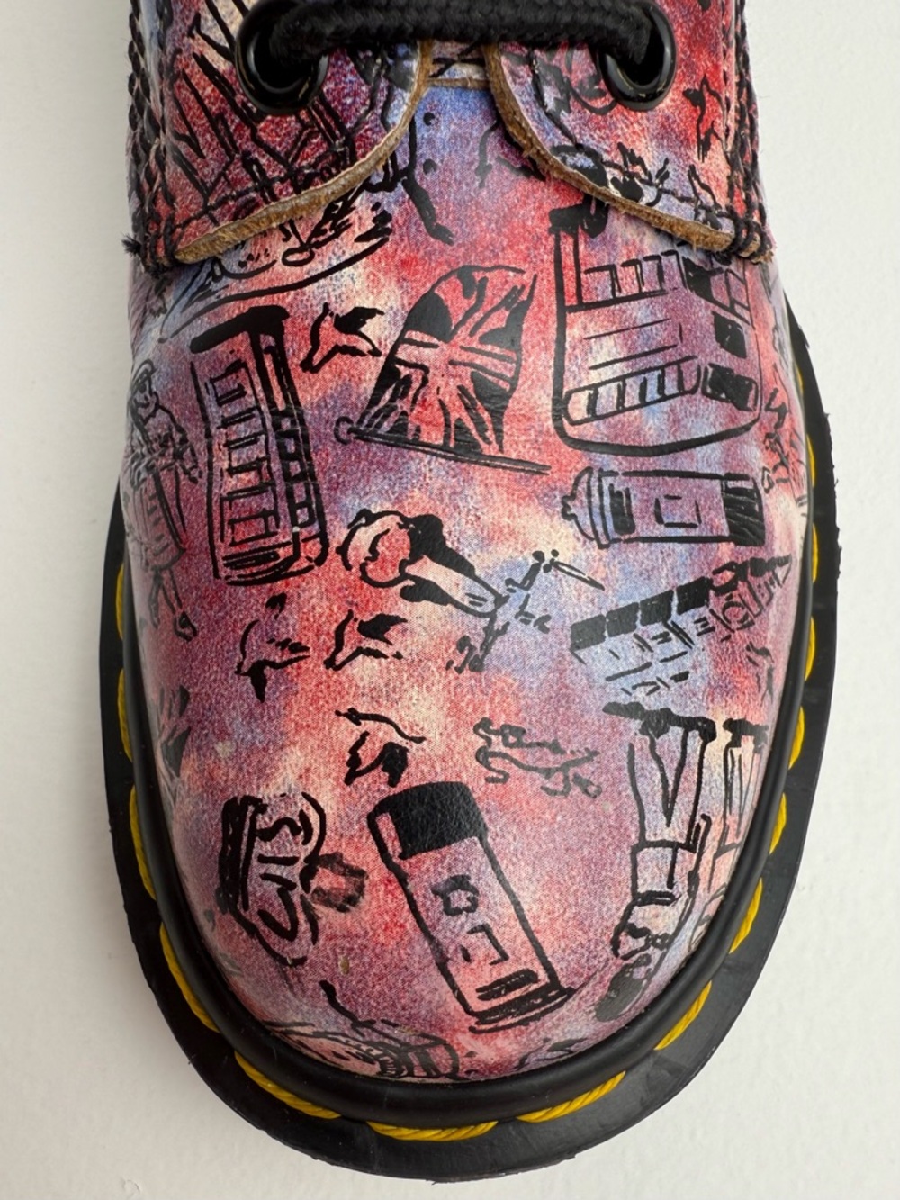 Dr. Martens 1460 Vintage England London Icons Scene Print 8 Eye Boots UK 5 - Picture 8 of 16
